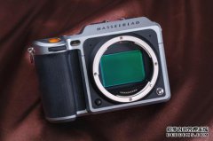 哈苏发布X1D II 50C中画幅不